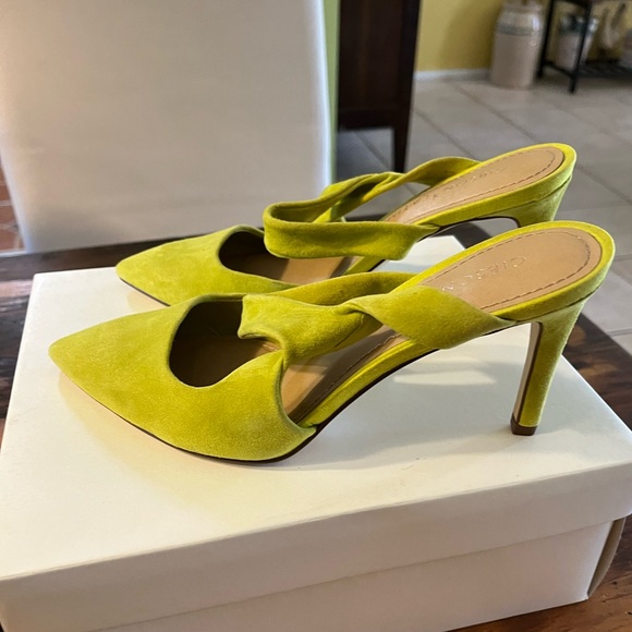 Gibson & Latimer backless heels, suede, kiwi green, wore once, 3.5” heel. - Picture 4 of 4